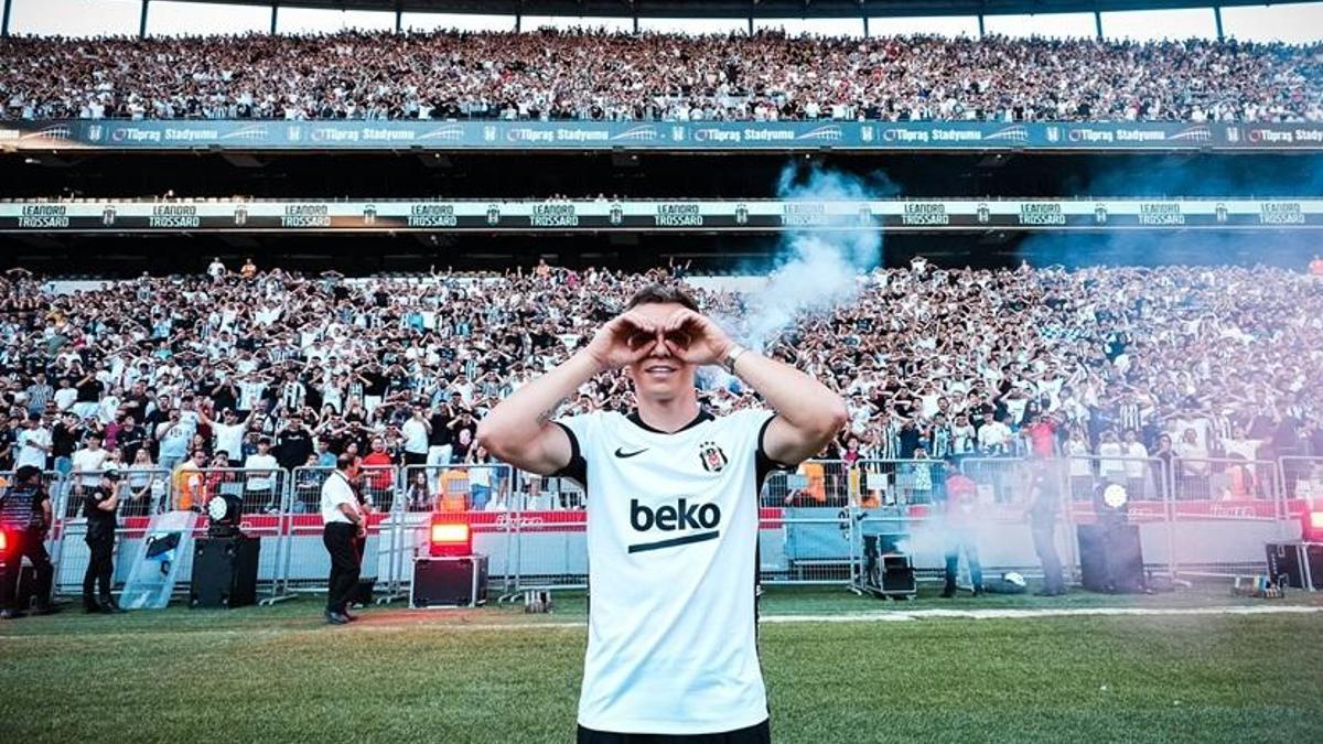Leandro Trossard tatilini erken bitiriyor! Beşiktaş’a katılacağı tarih belli oldu...