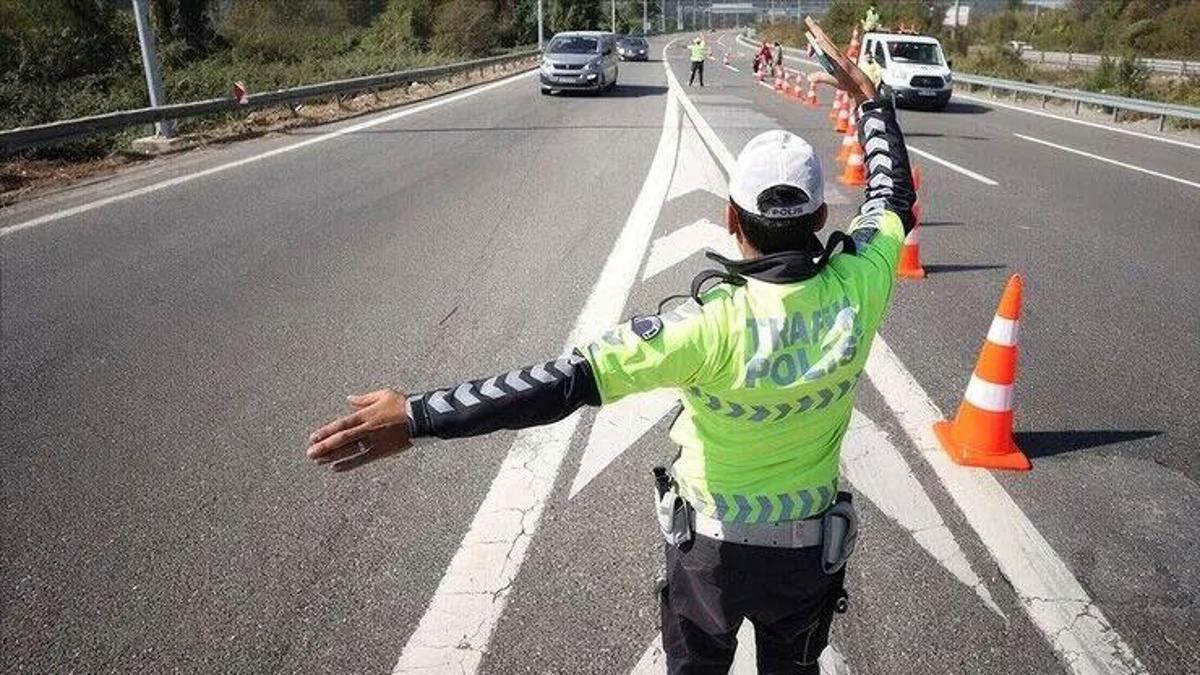 İstanbul'da bazı yollar 14 gün trafiğe kapalı olacak
