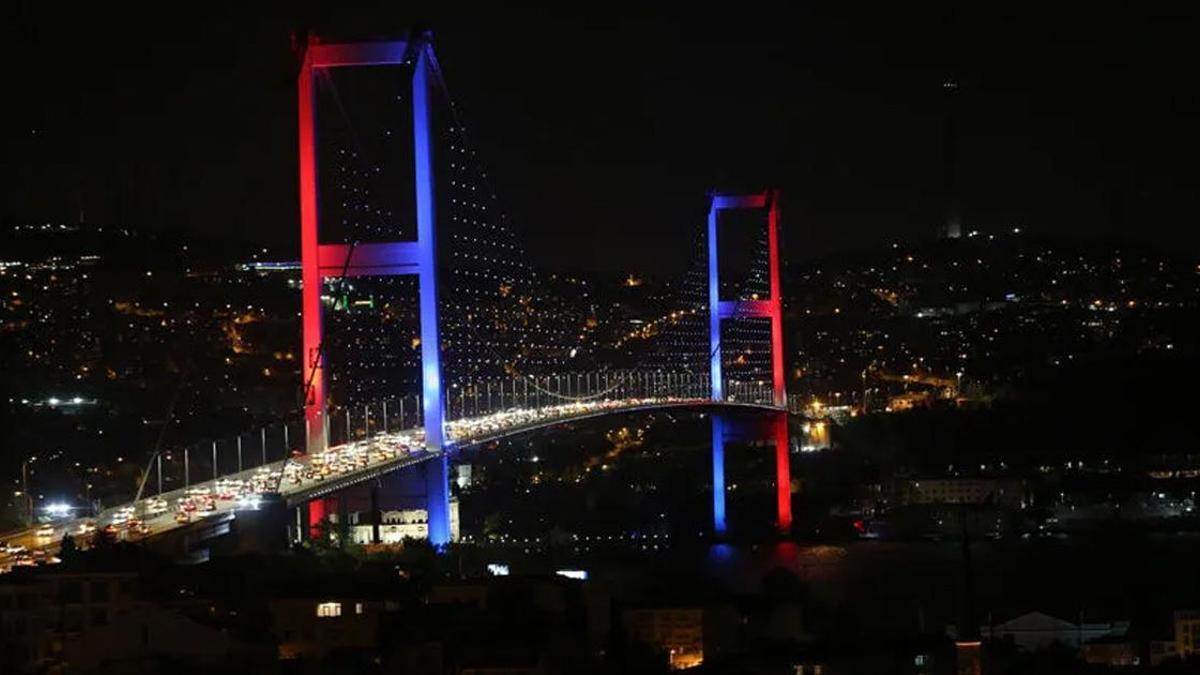 İstanbul'da sürücüler dikkat! 15 Temmuz Şehitler Köprüsü'nde trafik düzenlemesi