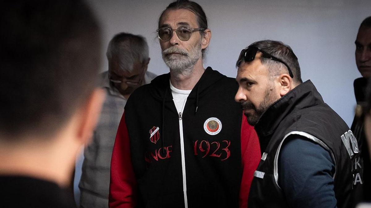Son dakika haberi: Erdal Beşikçioğlu tutuklandı