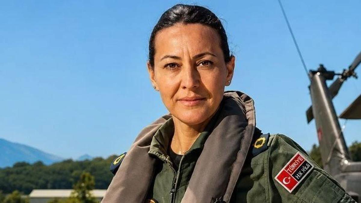 Hava Kuvvetleri'nde tarihi terfi! Özlem Karapınar ilk kadın general oldu