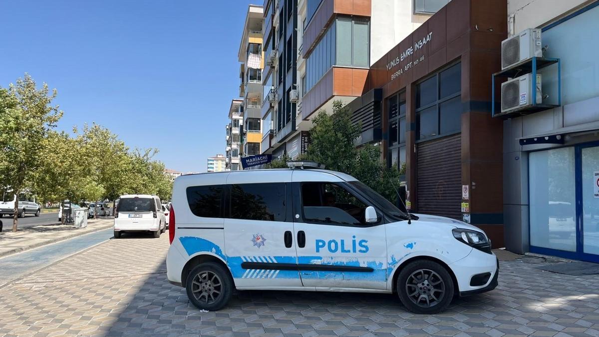 Silahlı kavgada ağır yaralandı haber görseli