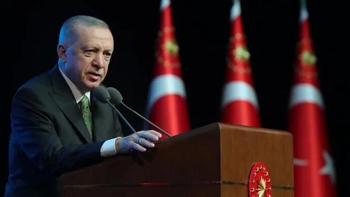 Cumhurbaşkanı Erdoğan, FETÖ'nün suikast timindeki Burkay Karatepe'den şikayetçi oldu haber görseli