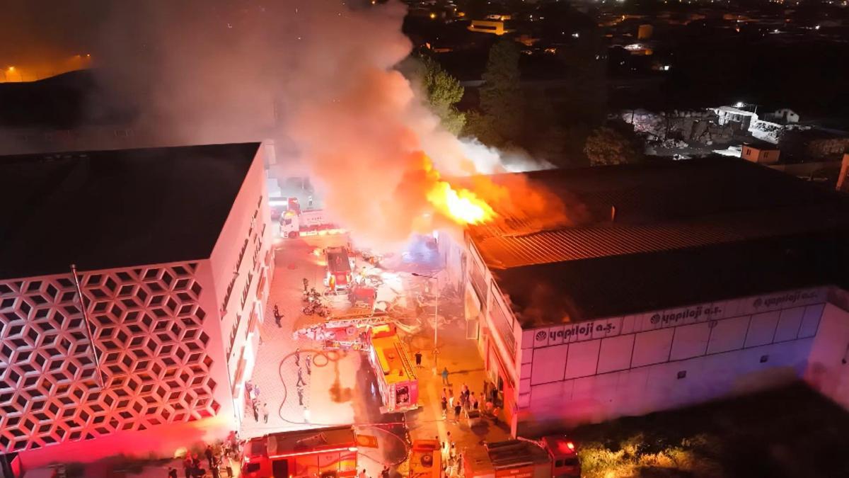 Bursa'da yumurta işletmesinde yangın haber görseli