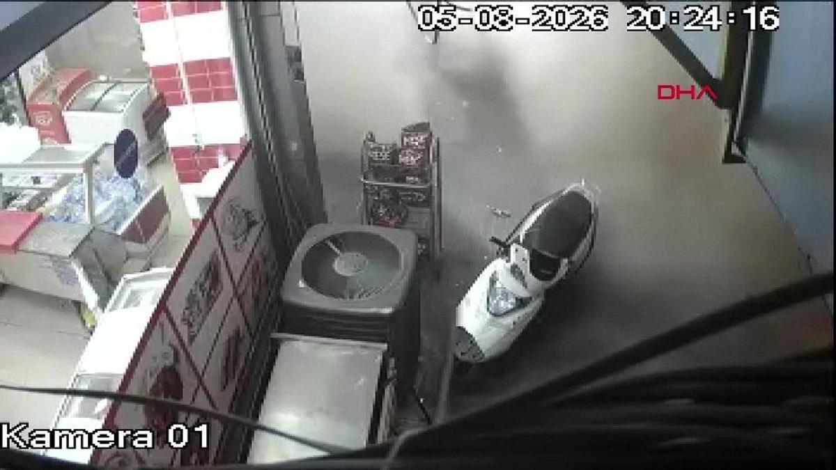 4 katlı binanın çökme anı kamerada!