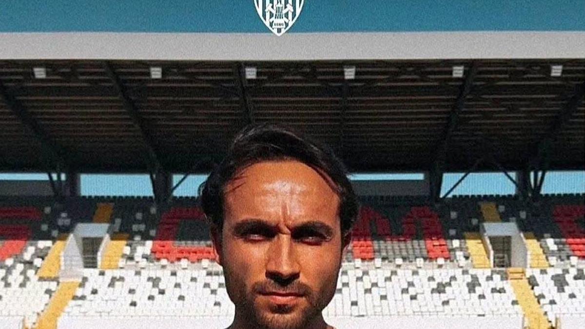Somaspor'dan sol bek takviyesi haber görseli