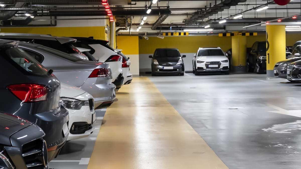 Araç çok, park yeri yok! Yılda 40 litre akaryakıt