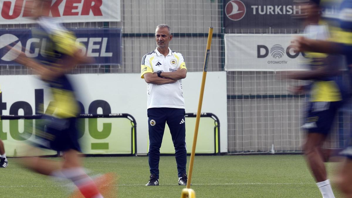 Fenerbahçe’de kadro operasyonu: 3 isme kapı gözüktü haber görseli