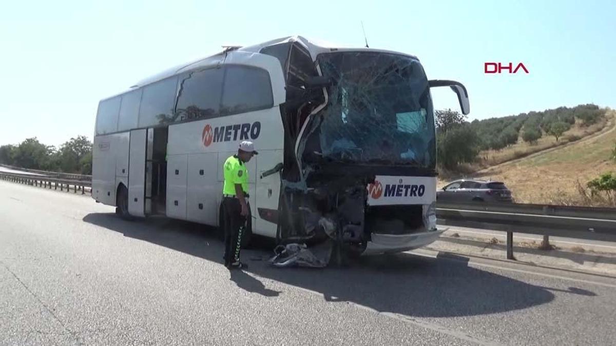 MANİSA'DA FECİ KAZA! 1 ölü, 7 yaralı