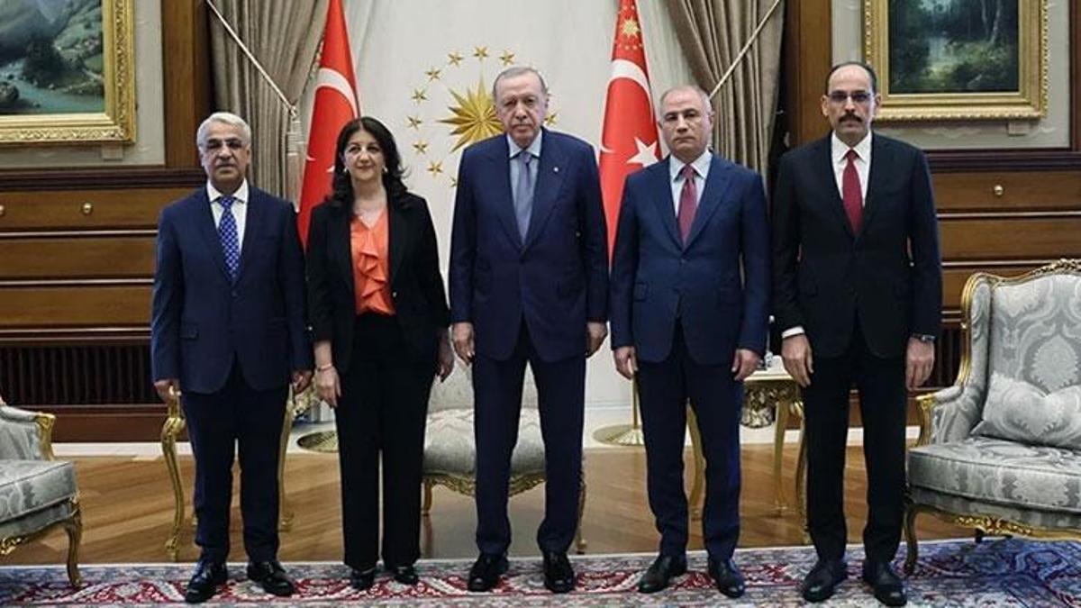 SON DAKİKA... Cumhurbaşkanı Erdoğan, DEM Parti İmralı heyetini kabul edecek