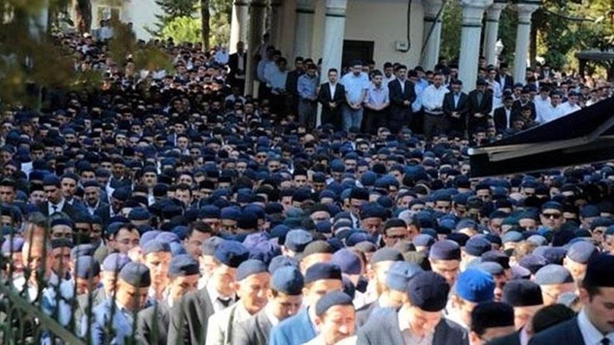 Mavi Takke gölgesindeki yapı: Ahmet Hakan bilinmeyen hikayeyi yazdı