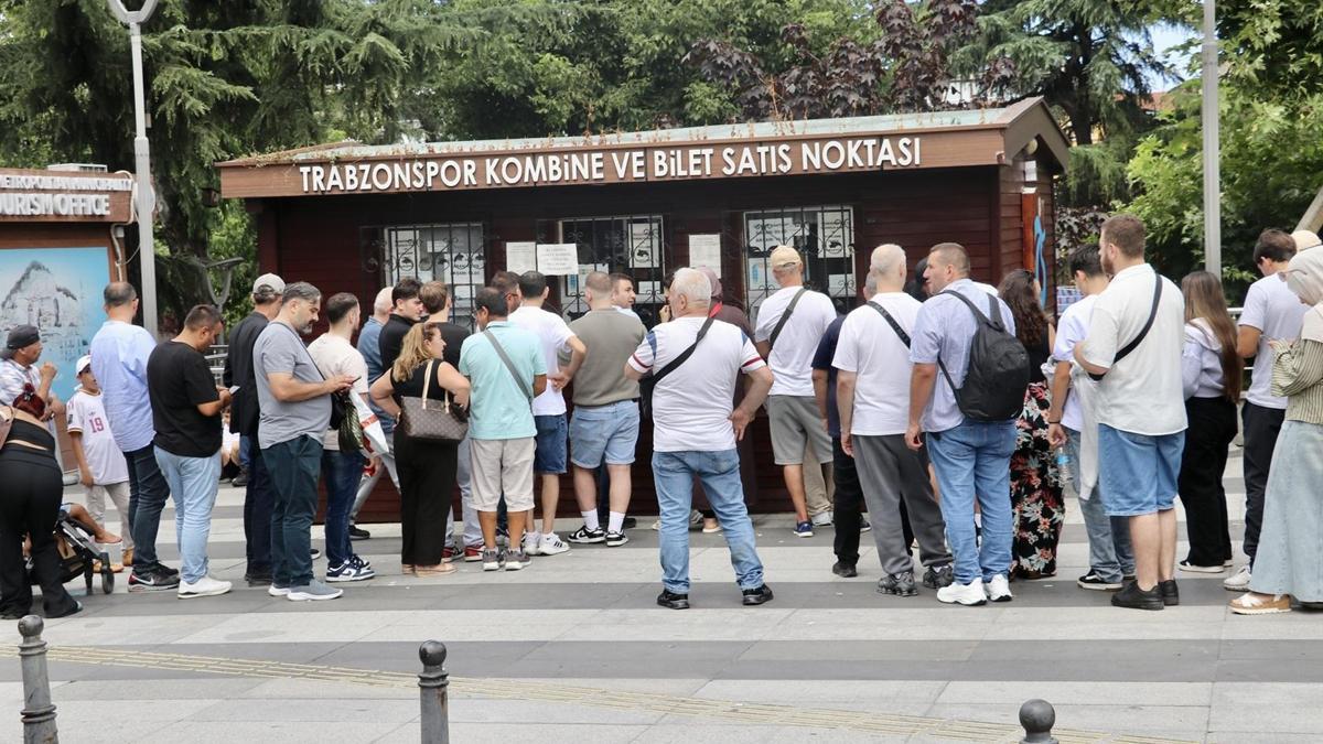 Trabzonspor - Ferencvaros maçı biletleri satışta