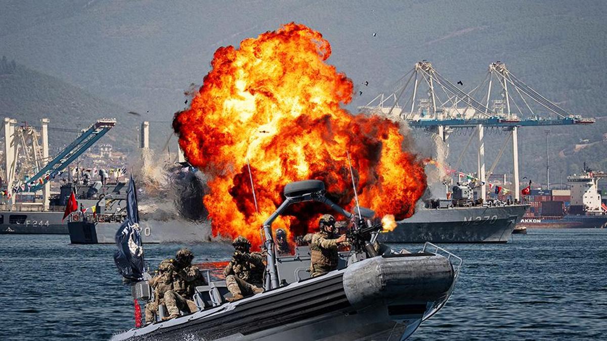 Komandolardan TEKNOFEST Mavi Vatan'da gövde gösterisi