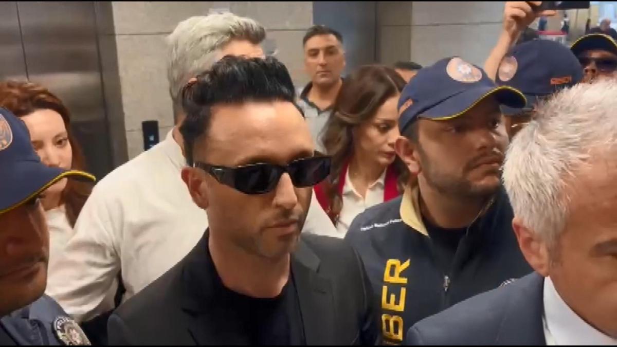 Mabel Matiz "müstehcenlik" ifadesi verdi