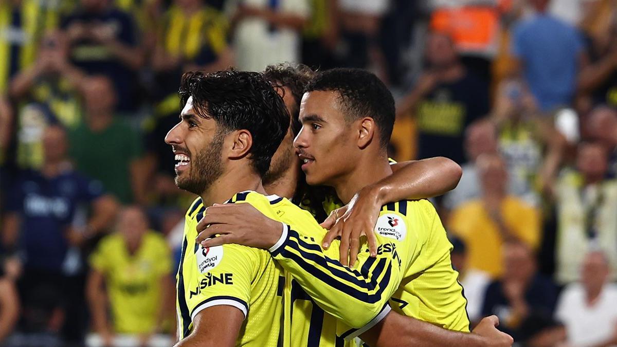 Cem Yılmaz: Fenerbahçe’nin iki süper yıldızı var, Lyon’da sonuca gidebilir haber görseli