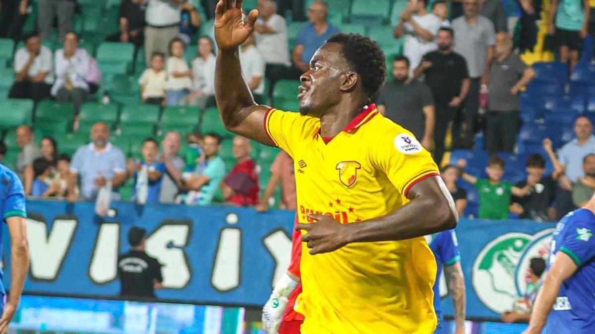 Anthony Dennis, Göztepe’den Birleşik Arap Emirlikleri’ne transfer oldu haber görseli