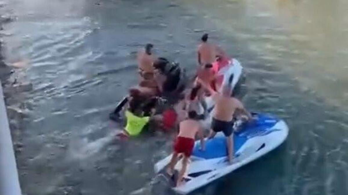 Jetski, köprünün ayağına çarptı: 1ölü, 1 yaralı