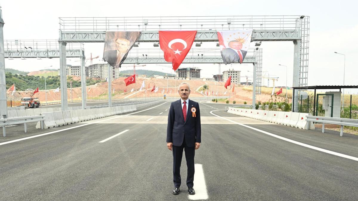 Akıncı'da gişe adaları ve kanopiler kaldırılıyor