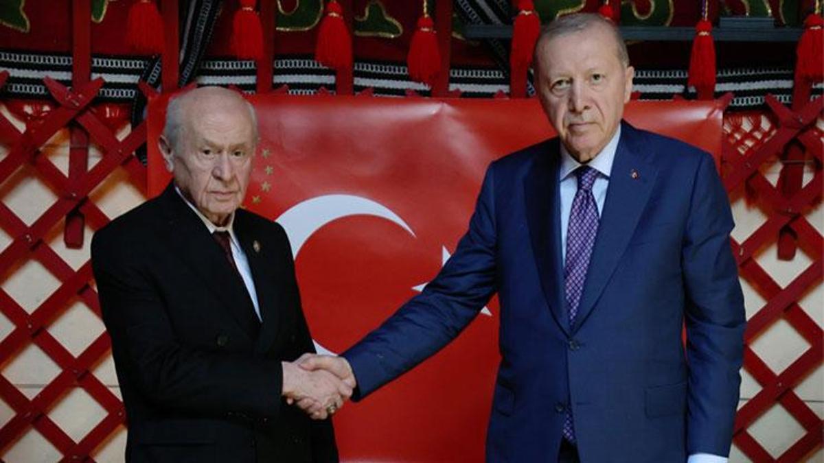 Cumhurbaşkanı Erdoğan ve MHP lideri Bahçeli Ahlat'ta
