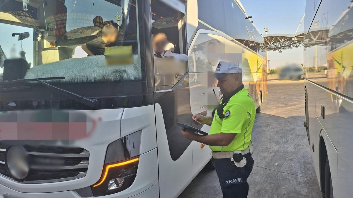 Afyonkarahisarda trafik denetimi: 92 araca 1,6 milyon TL ceza