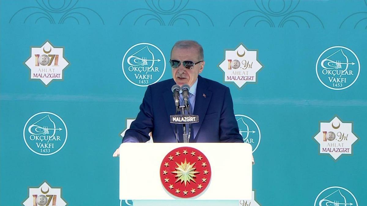 SON DAKİKA! Cumhurbaşkanı Erdoğan açıklamalarda bulunuyor