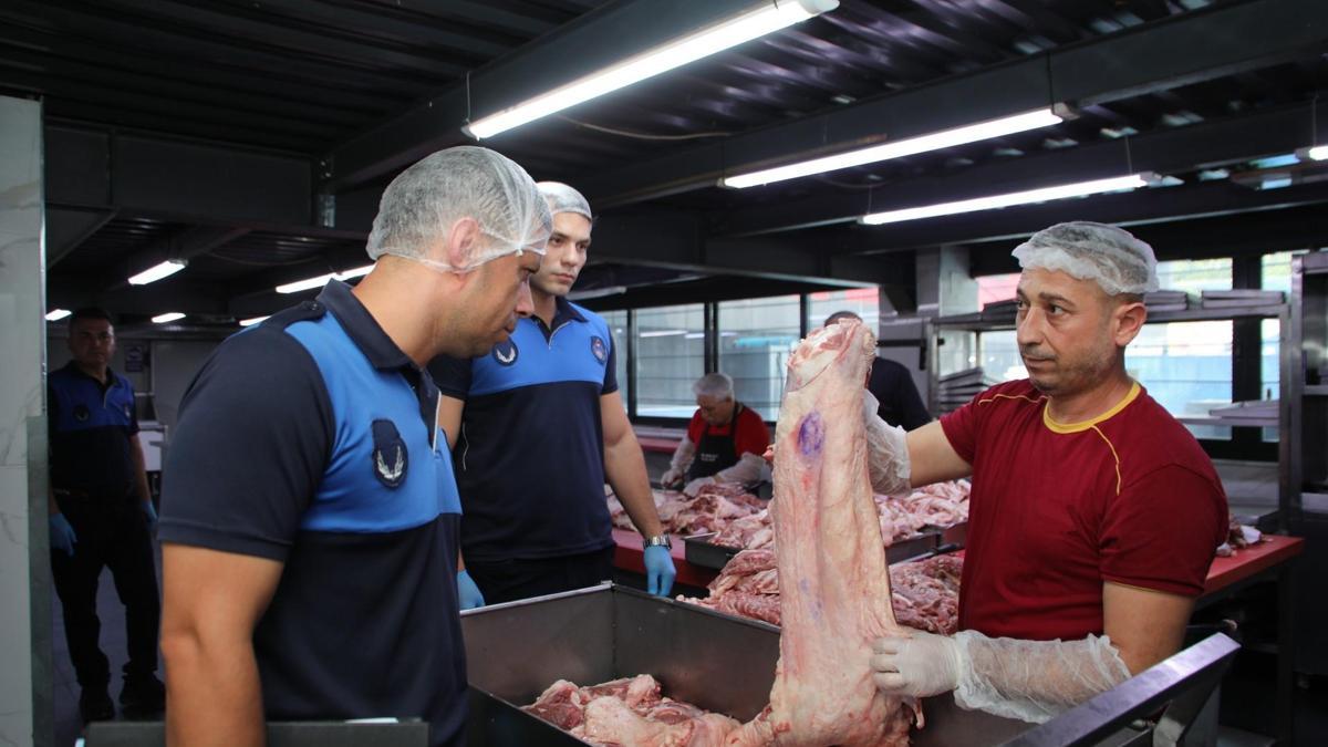 Yüreğirde zabıta denetimleri sürüyor