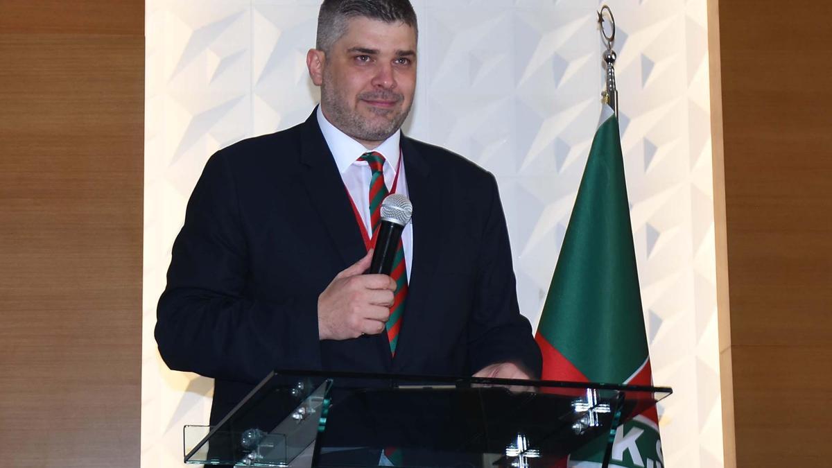 Karşıyaka kombine için kapı kapı gezecek haber görseli