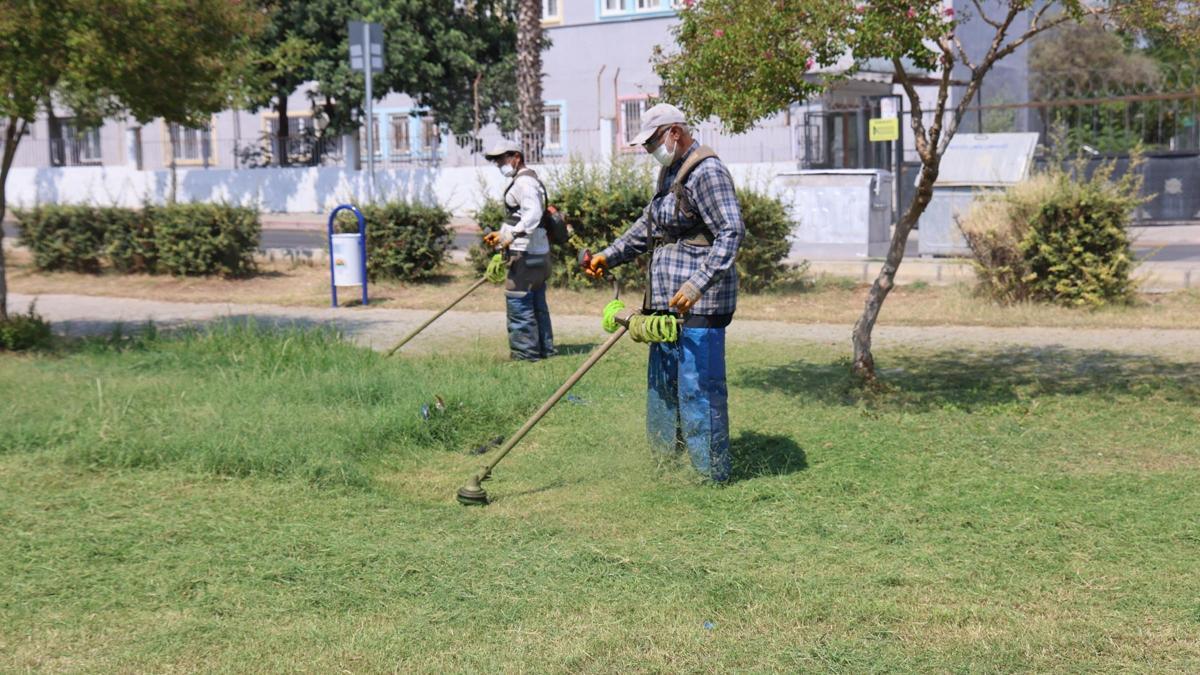 Toroslarda park ve yeşil alanlarında bakım çalışmaları devam ediyor
