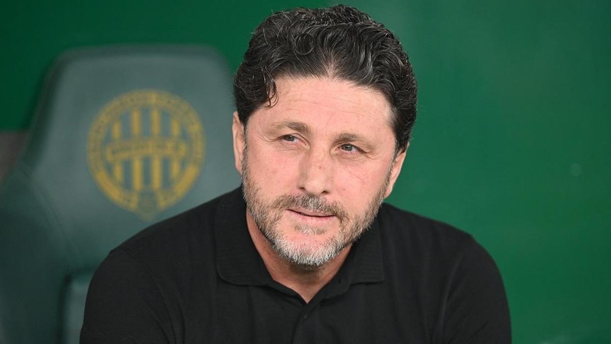 SON DAKİKA | Fatih Tekke, Trabzonspor'dan istifa etti