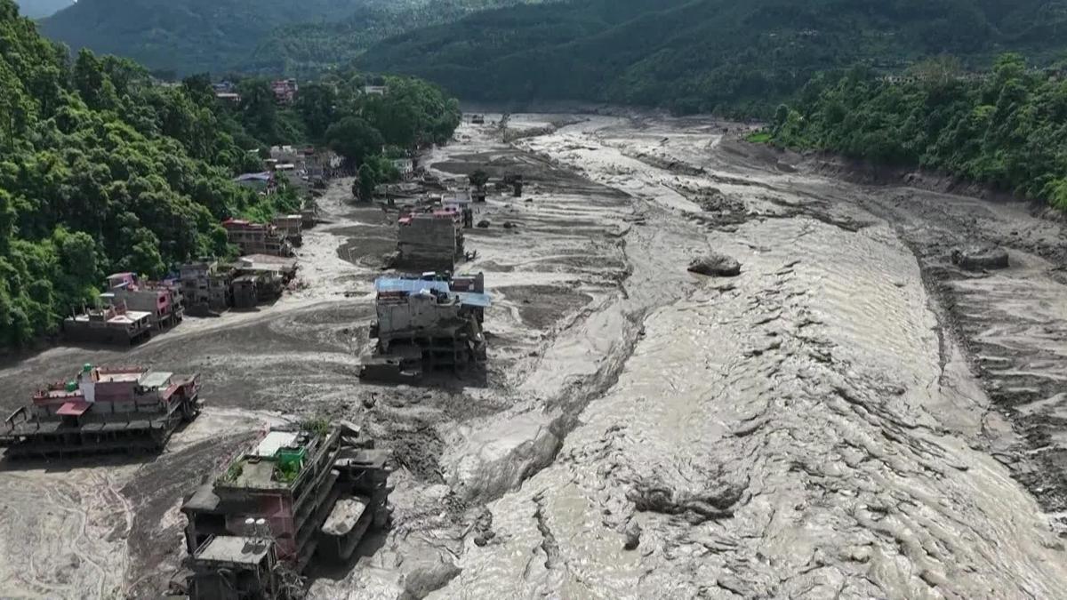 Nepali sel yıktı: 616 ölü | İşte son durum