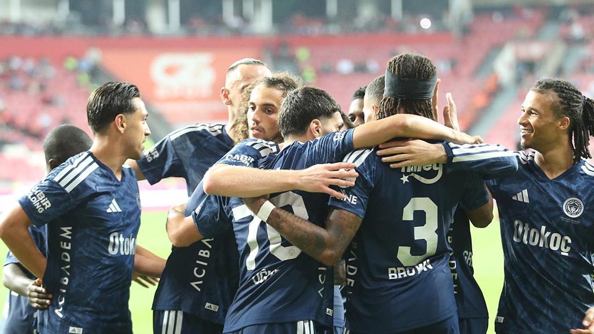Samsunspor 0-2 Fenerbahçe Maç Özeti | Kanarya, deplasmanda kazandı haber görseli