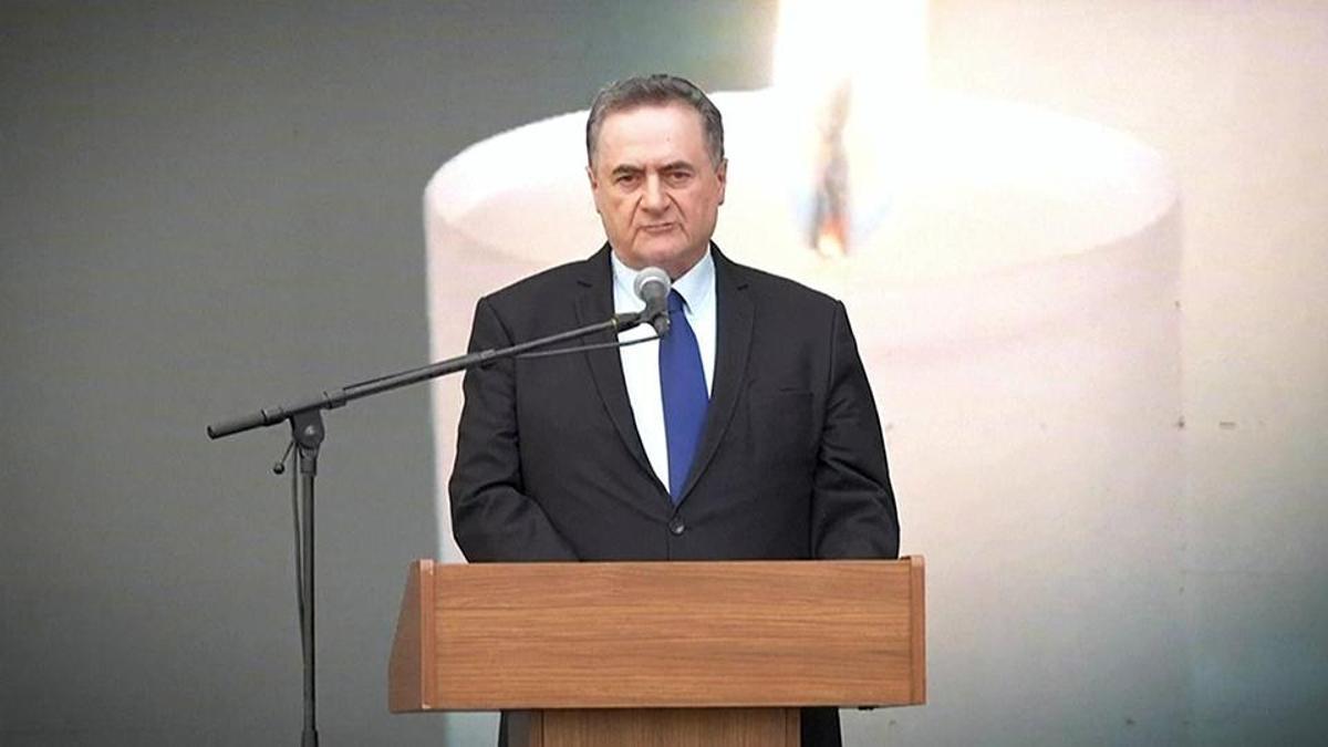 İsrailli bakandan İran’a tehdit: "Uçaklarımız kalkmaya hazır" haber görseli
