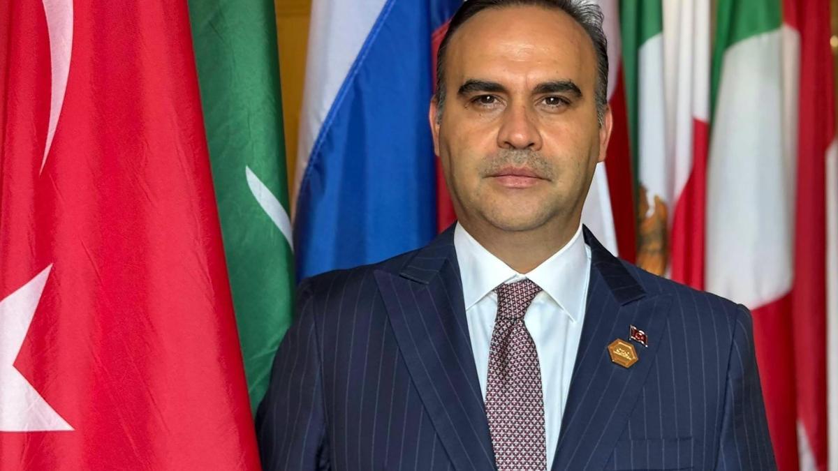 Bakan Kacır Türkiyenin yapay zekâ hedeflerini açıklandı: 5 milyon vatandaşa eğitim verilecek