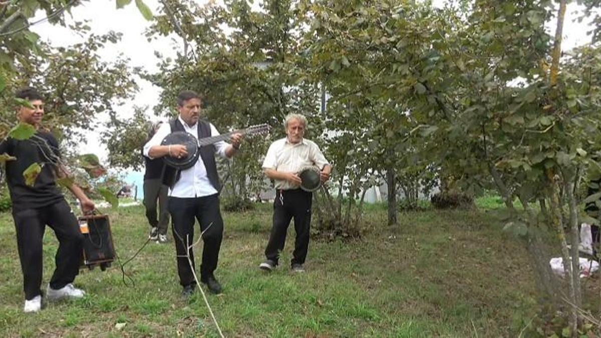 Fındık işçilerine çalgılı mola