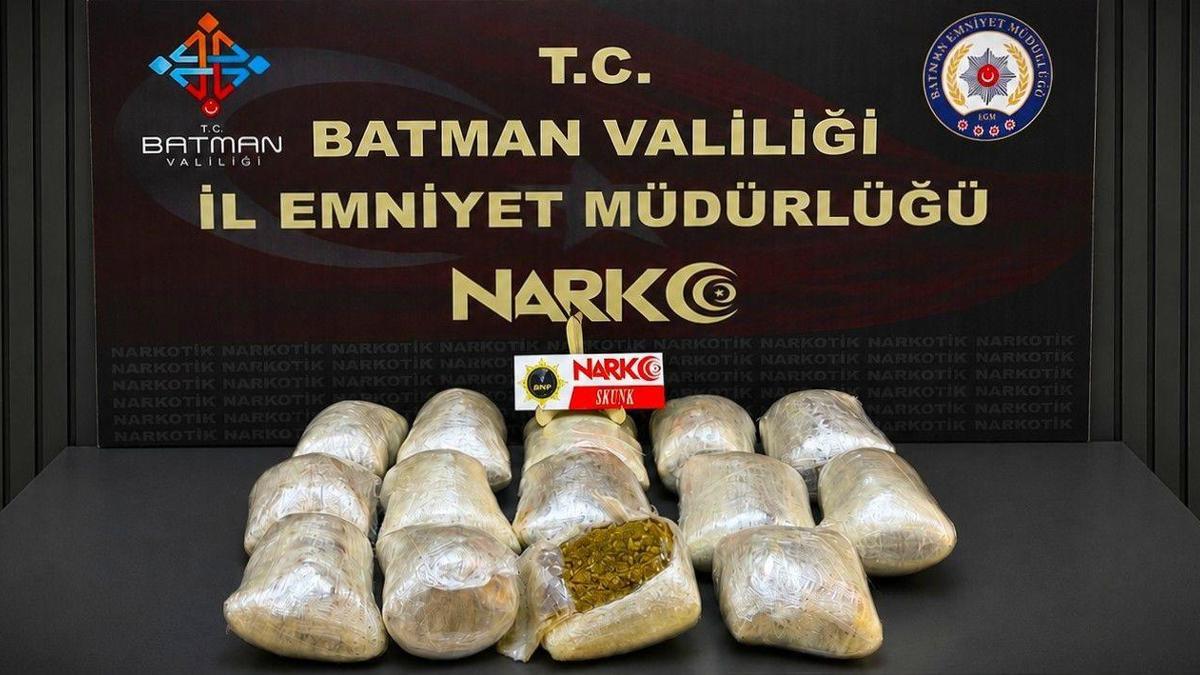 Batman'da uyuşturucu operasyonunda yakalanan 2 şüpheli tutuklandı