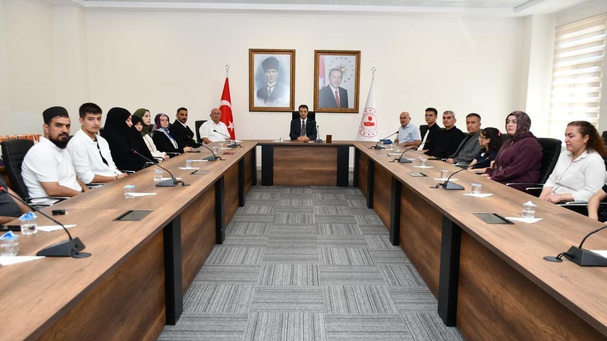 Sorgun'da başarılı öğrenciler ödüllendirildi