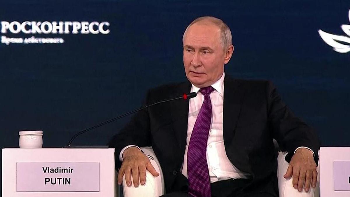 Putin'den Batı'ya suçlama: Sivil uçaklara tehdit devlet terörizmidir