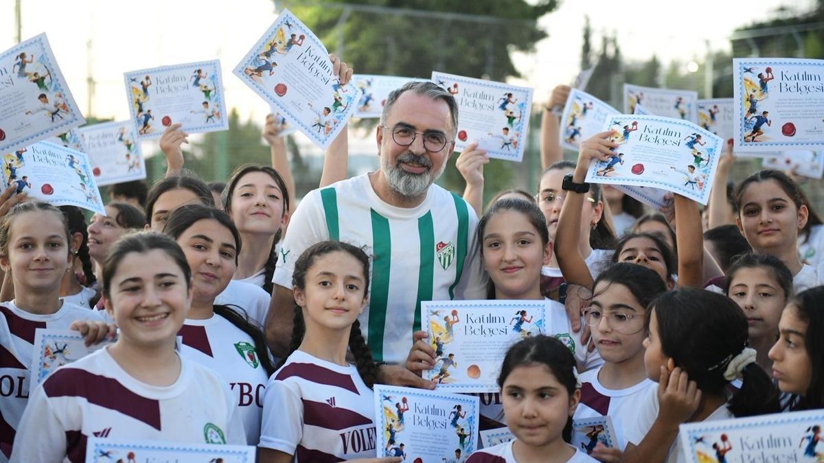 Kestel Belediyesi’nin ‘Yaz Spor Okulları’ sertifika töreniyle sona erdi haber görseli