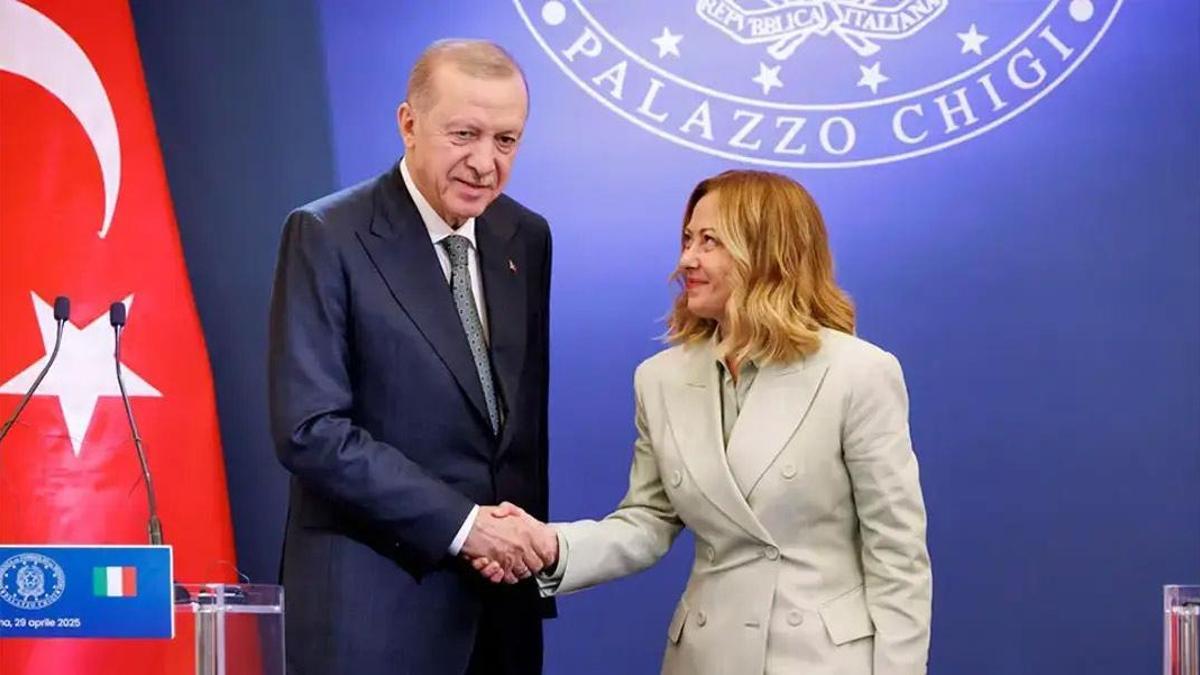 Cumhurbaşkanı Erdoğan'dan Meloni'ye tebrik mesajı
