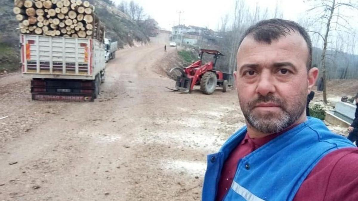 İznik'te TIR, traktöre arkadan çarptı: 1 ölü haber görseli