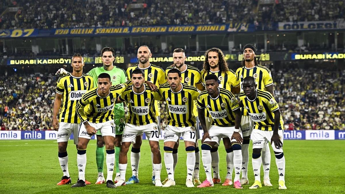 Fenerbahçe'de orta saha rotasyonu 'S.O.S.' verdi haber görseli