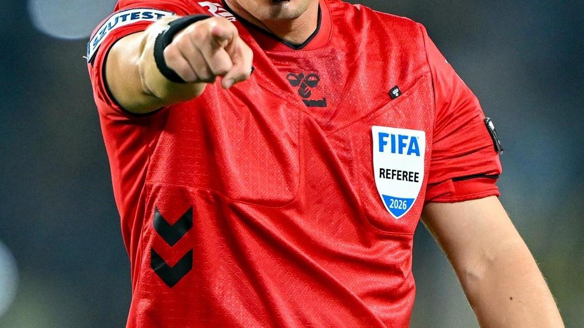 Süper Lig'de 5. hafta maçlarının hakemleri açıklandı haber görseli