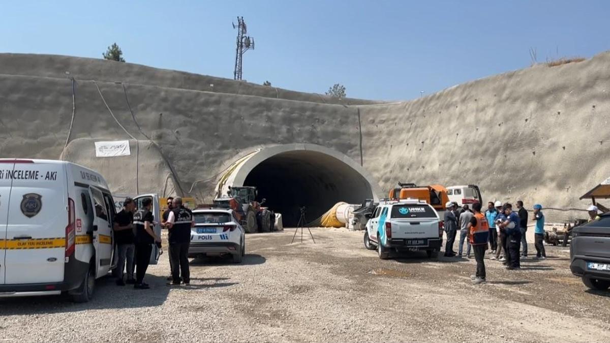 Gaziantep’te tünel inşaatında iş kazası; 1 ölü, 3 yaralı haber görseli