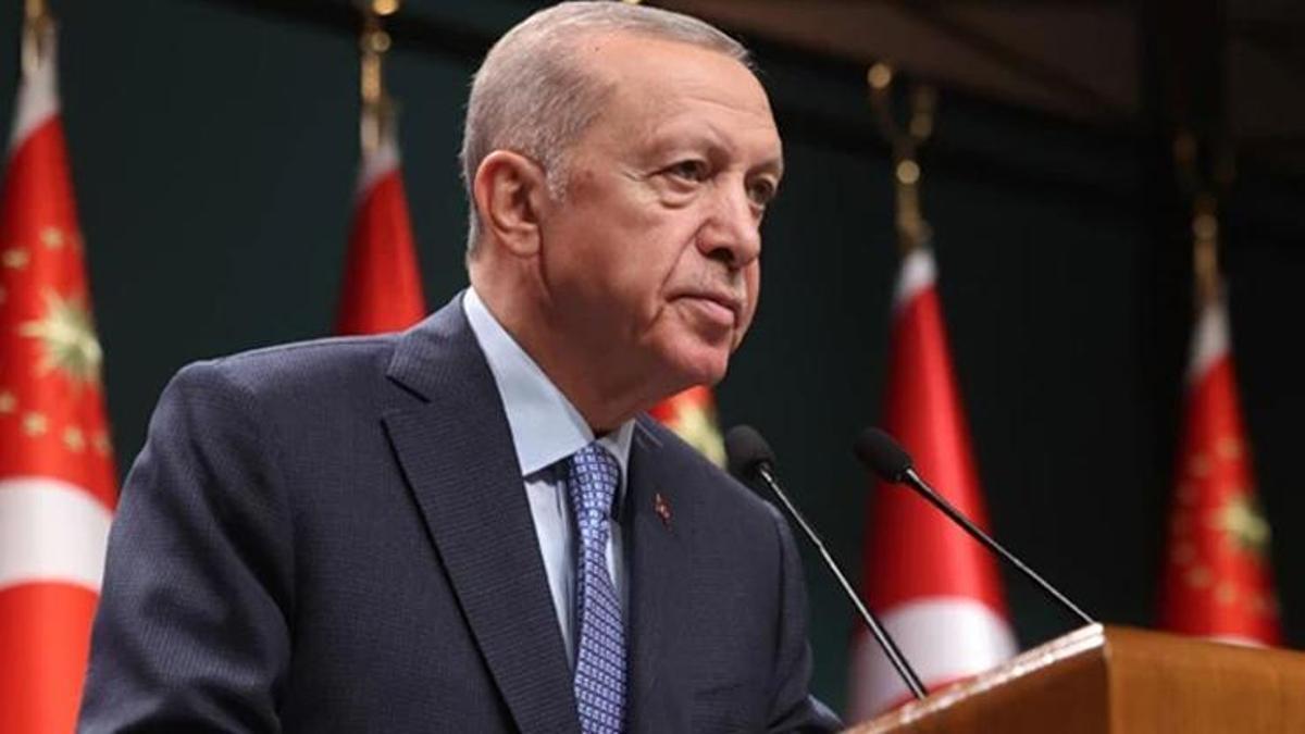 Cumhurbaşkanı Erdoğan, dünya gençler ralli şampiyonu Ali Türkkan'ı tebrik etti