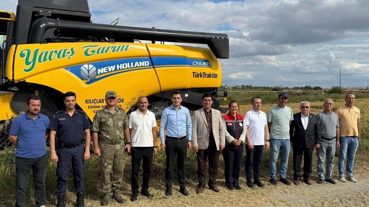 İpsala'da çeltik hasadı gerçekleştirildi haber görseli