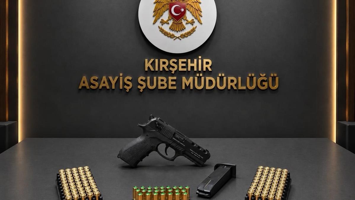 Kırşehir'de ruhsatsız silah operasyonlarında 9 zanlı yakalandı haber görseli