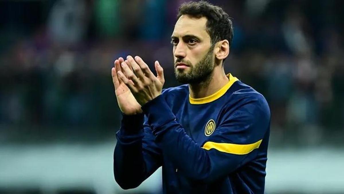 Inter'de Hakan Çalhanoğlu sakatlandı haber görseli