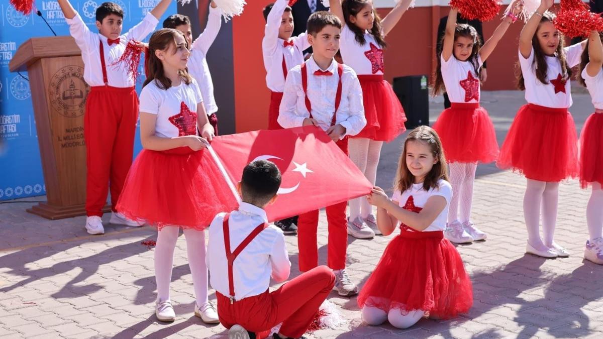 Mardin’de ‘İlköğretim Haftası’ kutlandı haber görseli