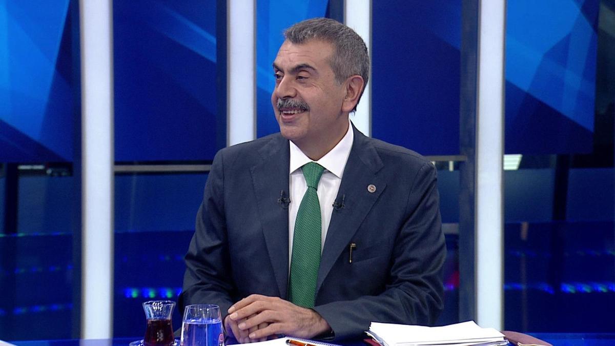 Milli Eğitim Bakanı Yusuf Tekin, CNN Türk'te merak edilenleri cevaplıyor