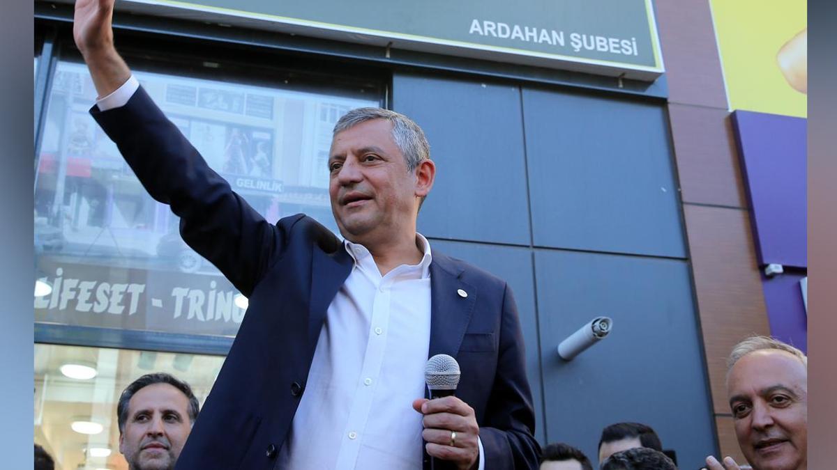 YENİ PARTİ'DEN CHP'YE DÖNÜŞ MÜ? "Bazı vekiller, Yeni Parti kurultayı sonrası CHP'ye dönebilir"